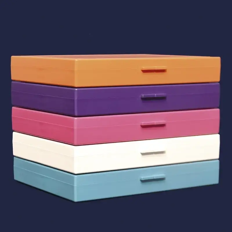 İSOLAB lam kutusu 25 lam kapasiteli plastik kilitli mavi