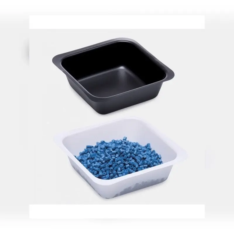 İSOLAB tartım kabı P.S kare form siyah 100 ml